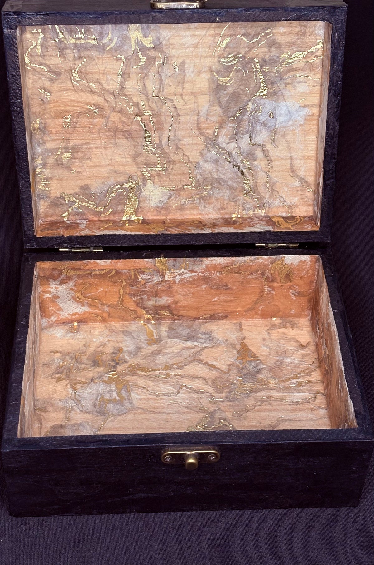 Witch’s Keepsake Box - Botanical Skull
