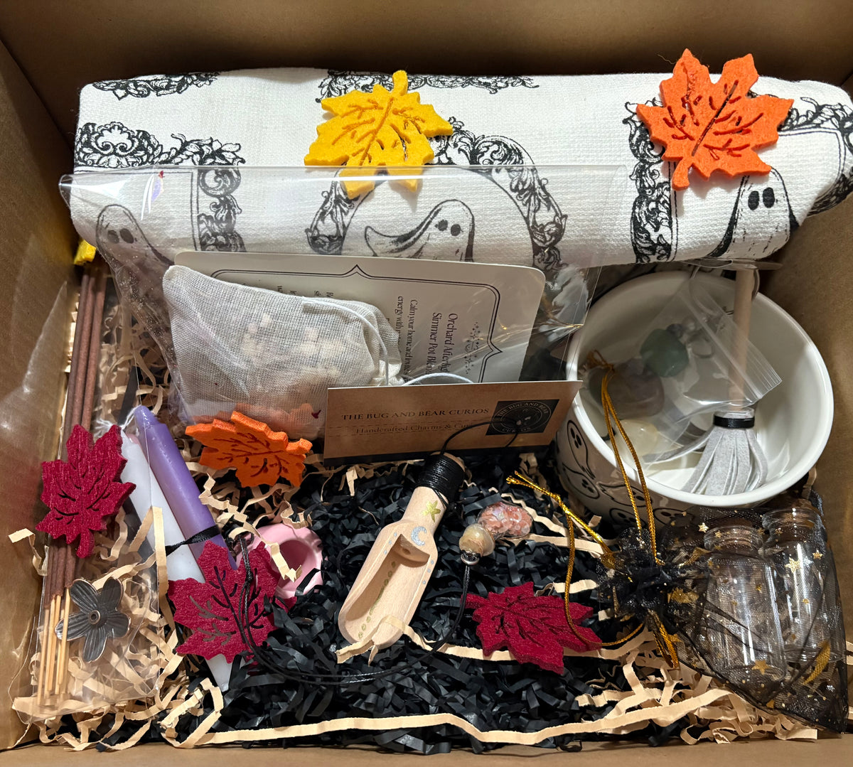 Bug & Bear Boo Box